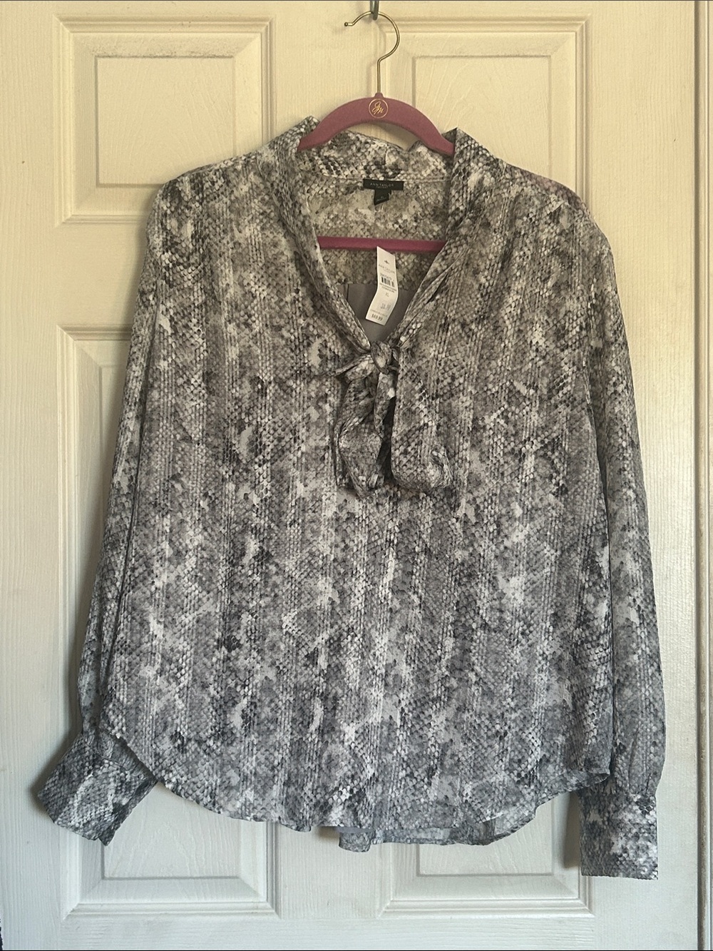 NWT Ann Taylor Factory animal print long sleeve bow tie blouse size XL